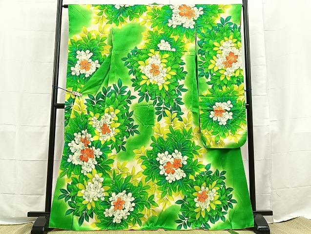 平和屋着物■豪華振袖　駒刺繍　草花文　金彩　逸品　BAAK3139fc