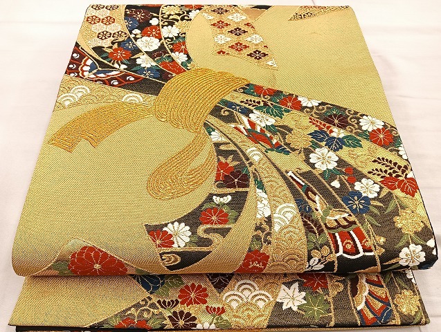 平和屋着物◎六通柄袋帯　唐織　束ね熨斗花蝶文　黒地　金糸　逸品　BAAK6724ea