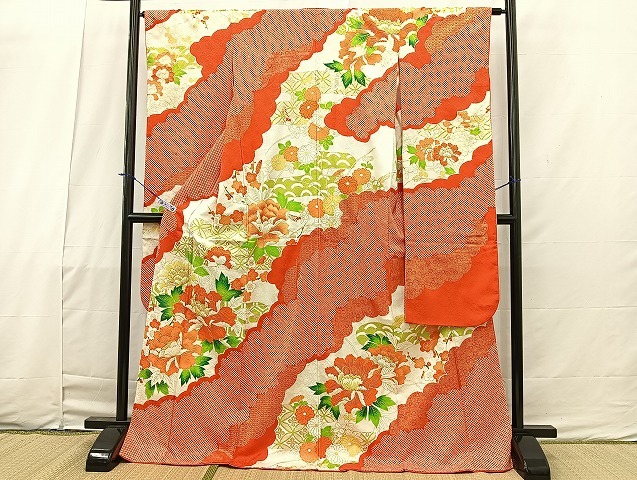 平和屋着物■豪華振袖　絞り　駒刺繍　雲隠れ花文　金彩　正絹　逸品　BAAL1982bs