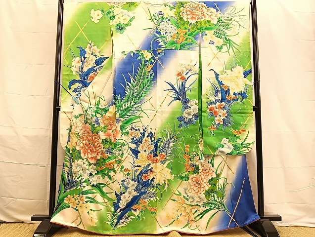 平和屋着物■豪華振袖　駒刺繍　草花文　暈し染め　金彩　正絹　逸品　BAAL1341ph
