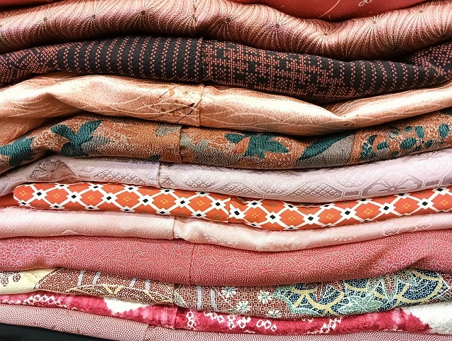 平和屋■1円 小紋 まとめて 50点 人物 蝶 風景 花柄 暈し染め 杢目絞り 金彩 など 着用可能多数 未使用品あり 全て正絹 se2283