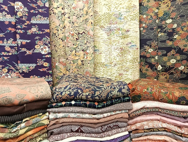 平和屋本店■1円 小紋 まとめて 50点 鳥獣 鶴 人物 風景 更紗 花柄 手描き 型染め 金彩 など 着用可能多数 未使用品あり 全て正絹 sw998