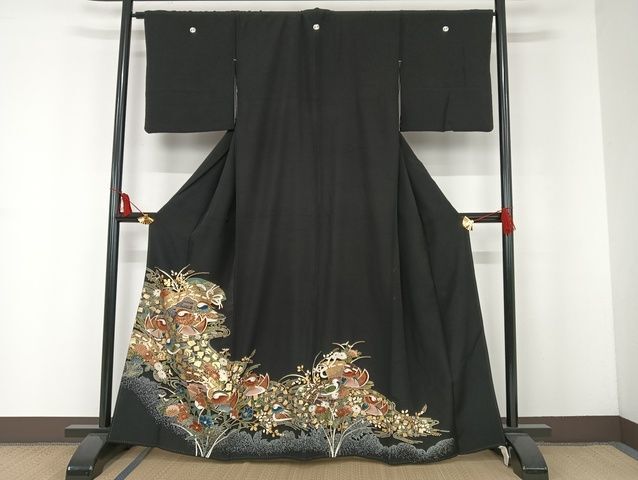 平和屋着物■豪華黒留袖　流水鴛鴦文　金彩　正絹　逸品　AAAJ9631Bnf