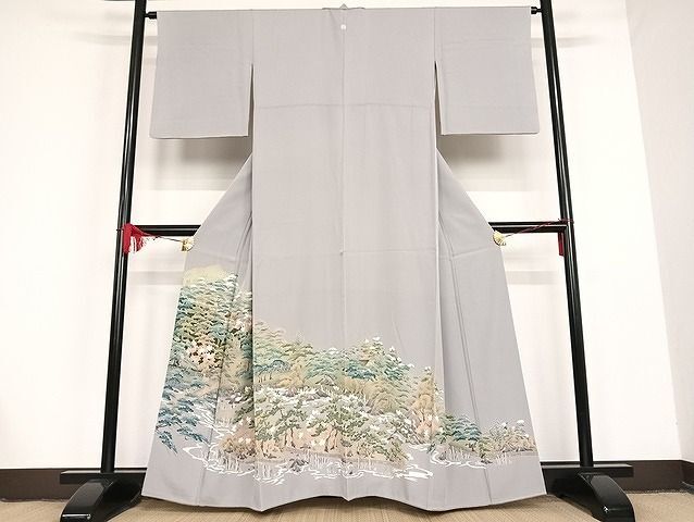 平和屋着物■豪華色留袖　風景樹林文　正絹　逸品　AAAK9760Bph
