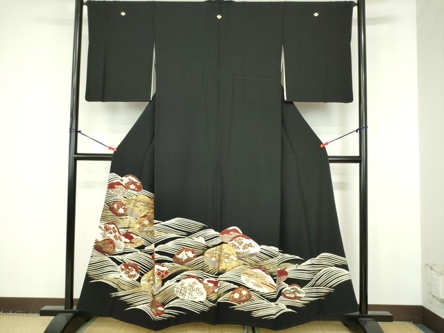 平和屋着物■豪華黒留袖　駒刺繍　流水草花文　松竹梅　金彩　逸品　DAAH6798sf