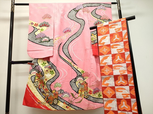 平和屋着物●七五三　女の子　7歳　祝着・袋帯セット　御所車草花文　金彩　DAAJ2173ud