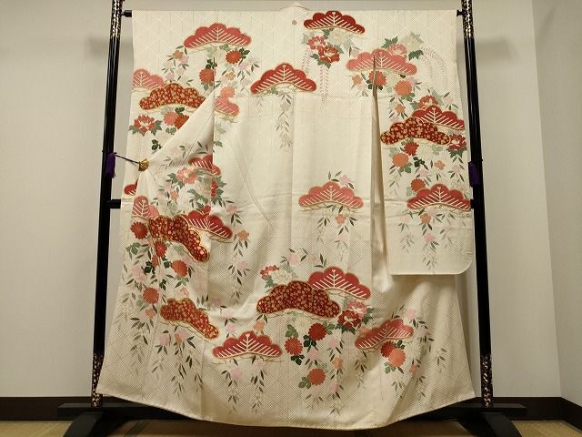 平和屋着物■豪華振袖　駒刺繍　松葉花文　金彩　逸品　CAAH7549dy