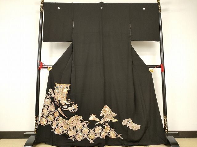 平和屋着物■豪華黒留袖　駒刺繍　几帳舞扇花天井文　金彩　正絹　逸品　AAAJ9299Abr
