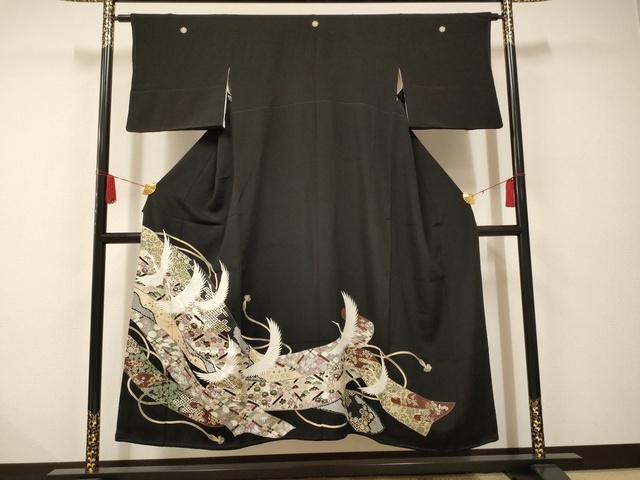 平和屋着物■豪華黒留袖　駒刺繍　飛鶴花文　金彩　正絹　逸品　AAAM2377Aja