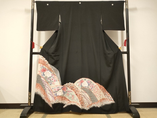 平和屋着物■豪華黒留袖　駒刺繍　飾花文　正絹　逸品　AAAM2372Aja