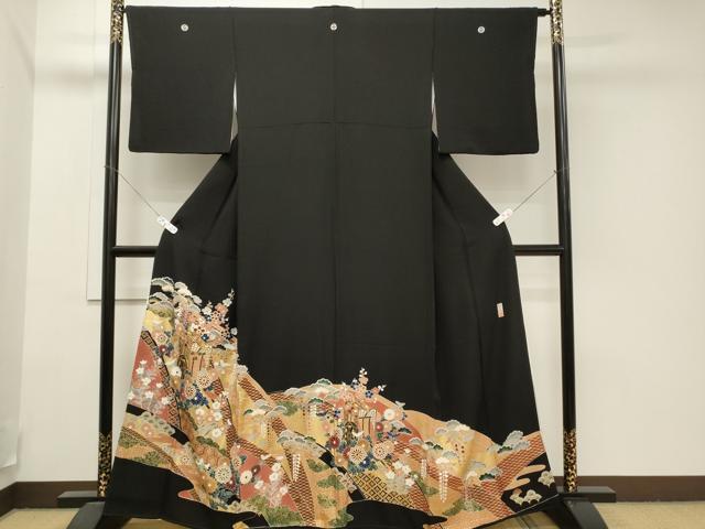 平和屋着物■豪華黒留袖　作家物　駒刺繍　御所車吉祥枝花文　金彩　逸品　CAAI7221ev