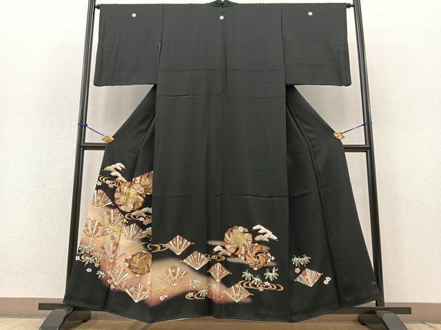 平和屋着物■豪華黒留袖　駒刺繍　松竹梅吉祥花文　暈し染め　金彩　正絹　逸品　BAAL8733ow