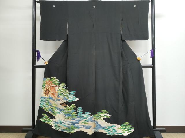 平和屋着物■豪華黒留袖　駒刺繍　立波御所車花文　金彩　正絹　逸品　CAAJ6694fb