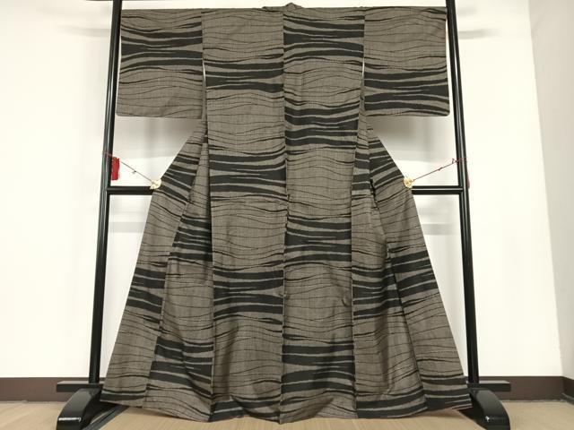 平和屋着物■本場大島紬　7マルキ　よろけ縞　正絹　逸品　AAAK9312np