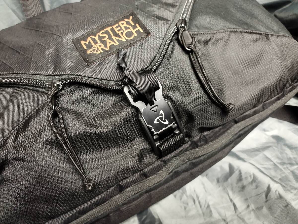 限定品 Crazy Black クレイジー オレンジロゴ MYSTERY RANCH 限定品 Crazy Black クレイジー オレンジロゴ MYSTERY RANCH