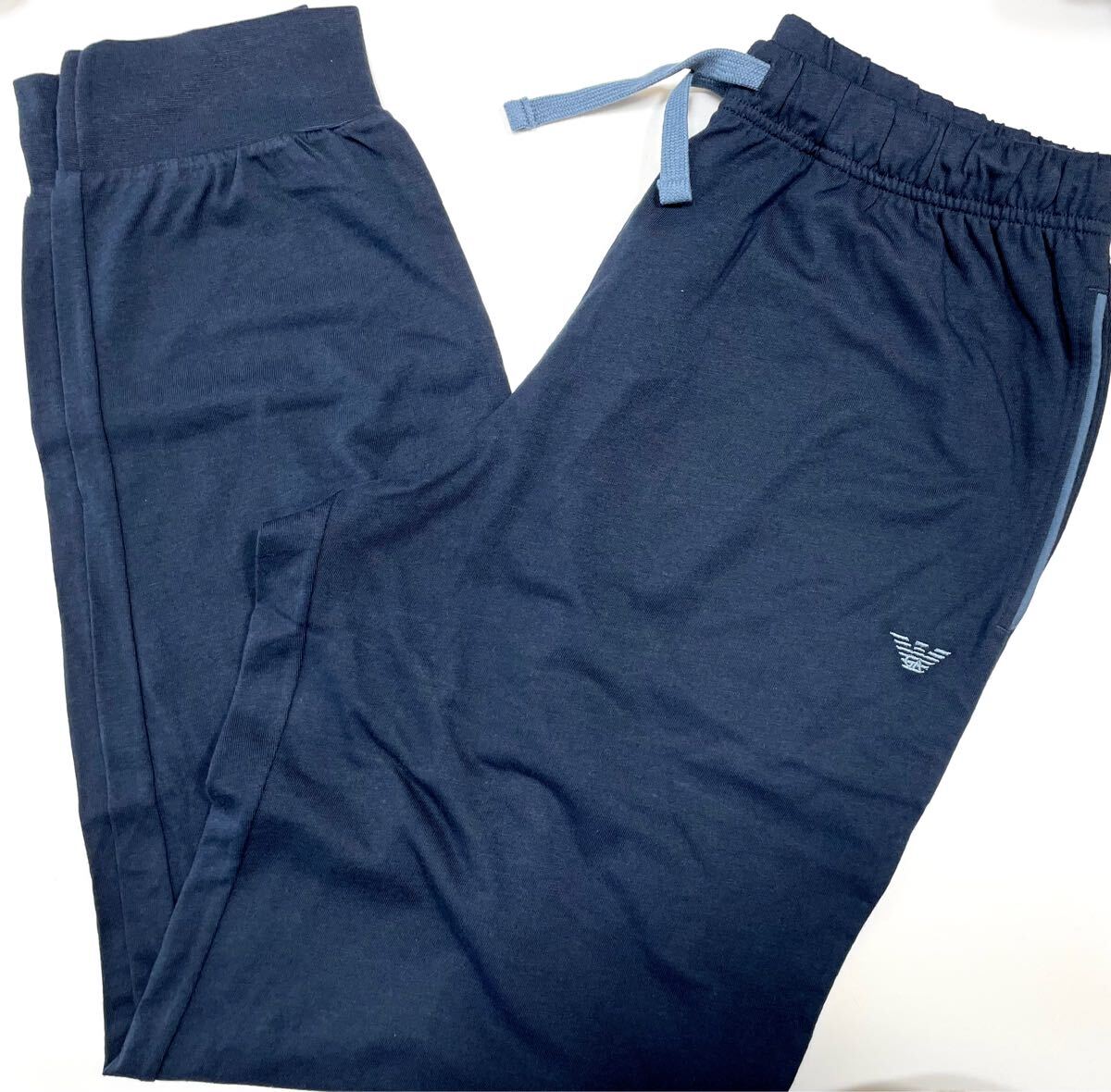 新品 エンポリオ アルマーニ ルームウェア ラウンジウェア 長袖長パンツ Mサイズ 紺 アンダーウェア 上下セット パジャマ GG