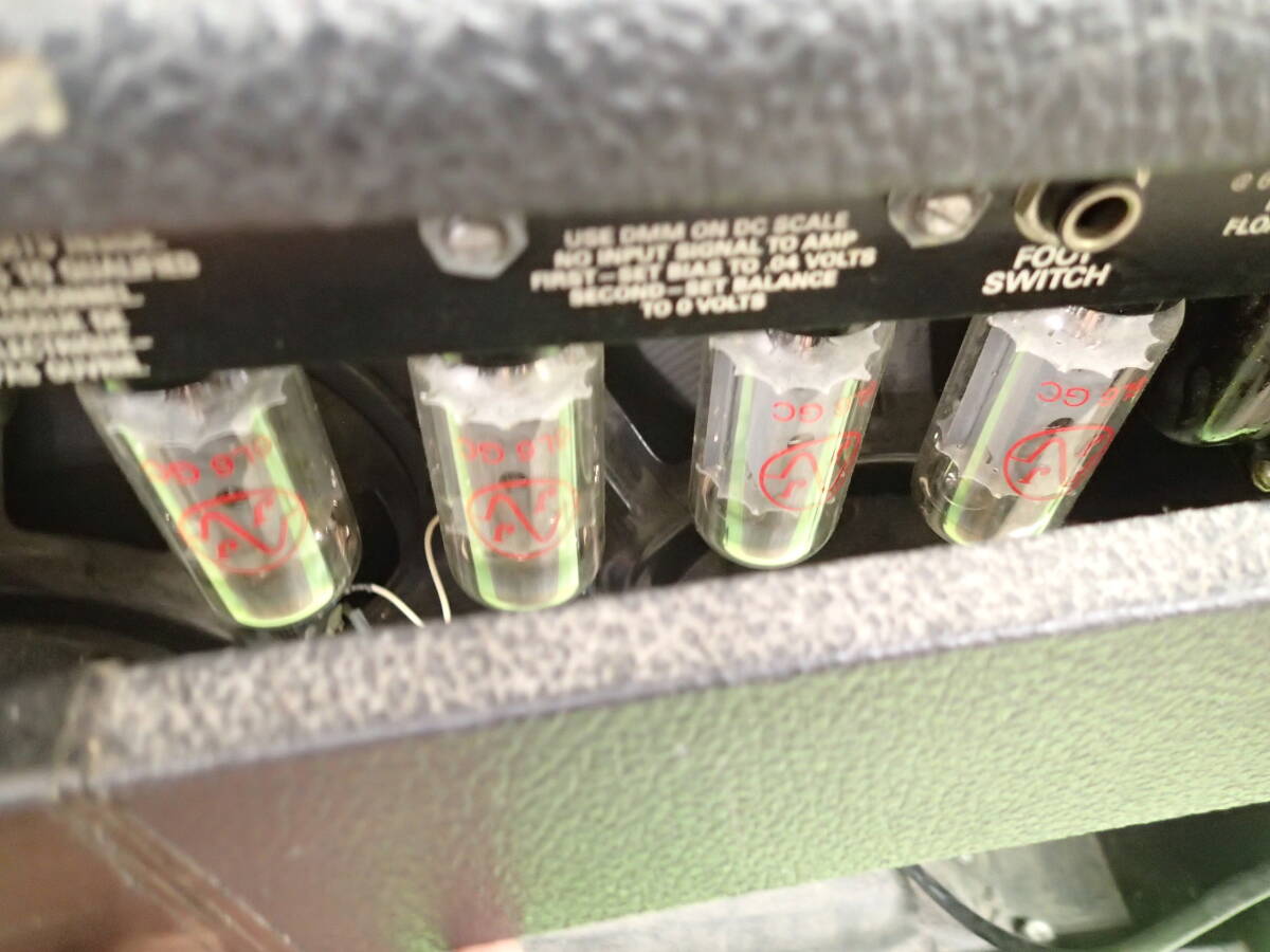 hf241130-001Z fender The Twin Red Knob 難有り 音出た ノイズ hf241130-001Z fender The Twin Red Knob 難有り 音出た ノイズ