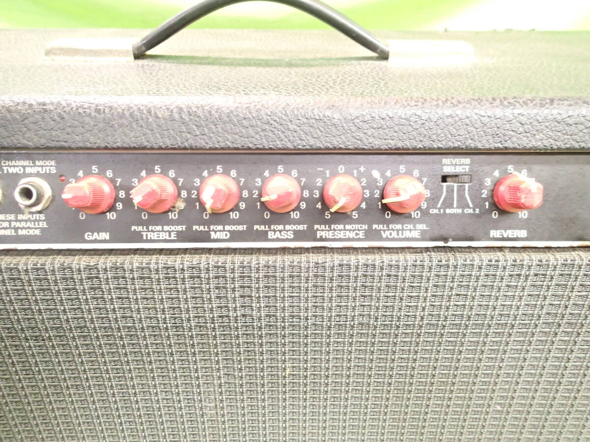 hf241130-001Z fender The Twin Red Knob 難有り 音出た ノイズ hf241130-001Z fender The Twin Red Knob 難有り 音出た ノイズ