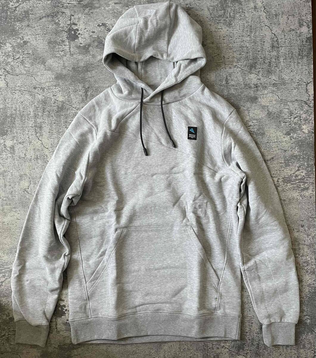 ☆新品! 送料込! 参38,500円☆KLATTERMUSEN Runa Maker Hoodie ☆新品! 送料込! 参38,500円☆KLATTERMUSEN Runa Maker Hoodie