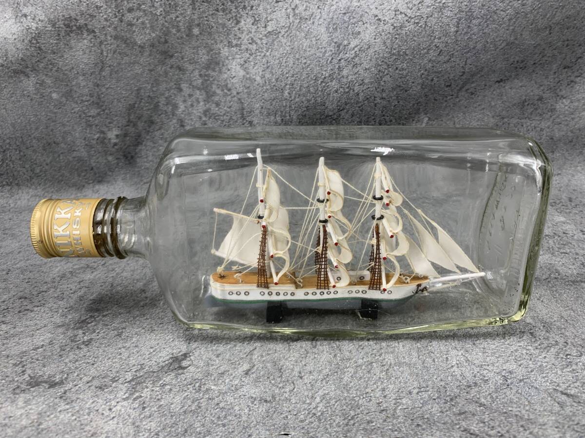 昭和レトロ NIKKA ウイスキー ボトルシップ 瓶入り帆船 ① 昭和レトロ NIKKA ウイスキー ボトルシップ 瓶入り帆船 ①