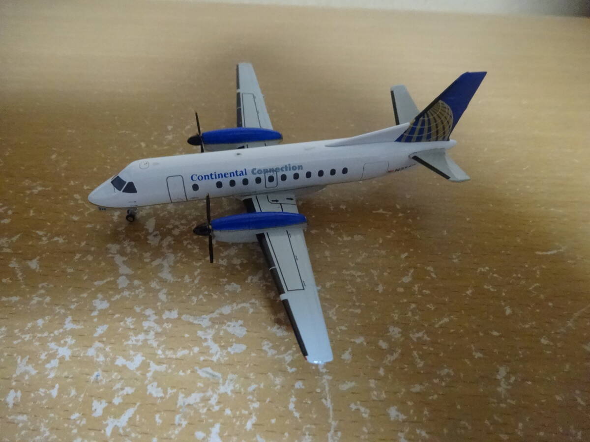1/200　ヘルパ　コンチネンタル航空　サーブ340