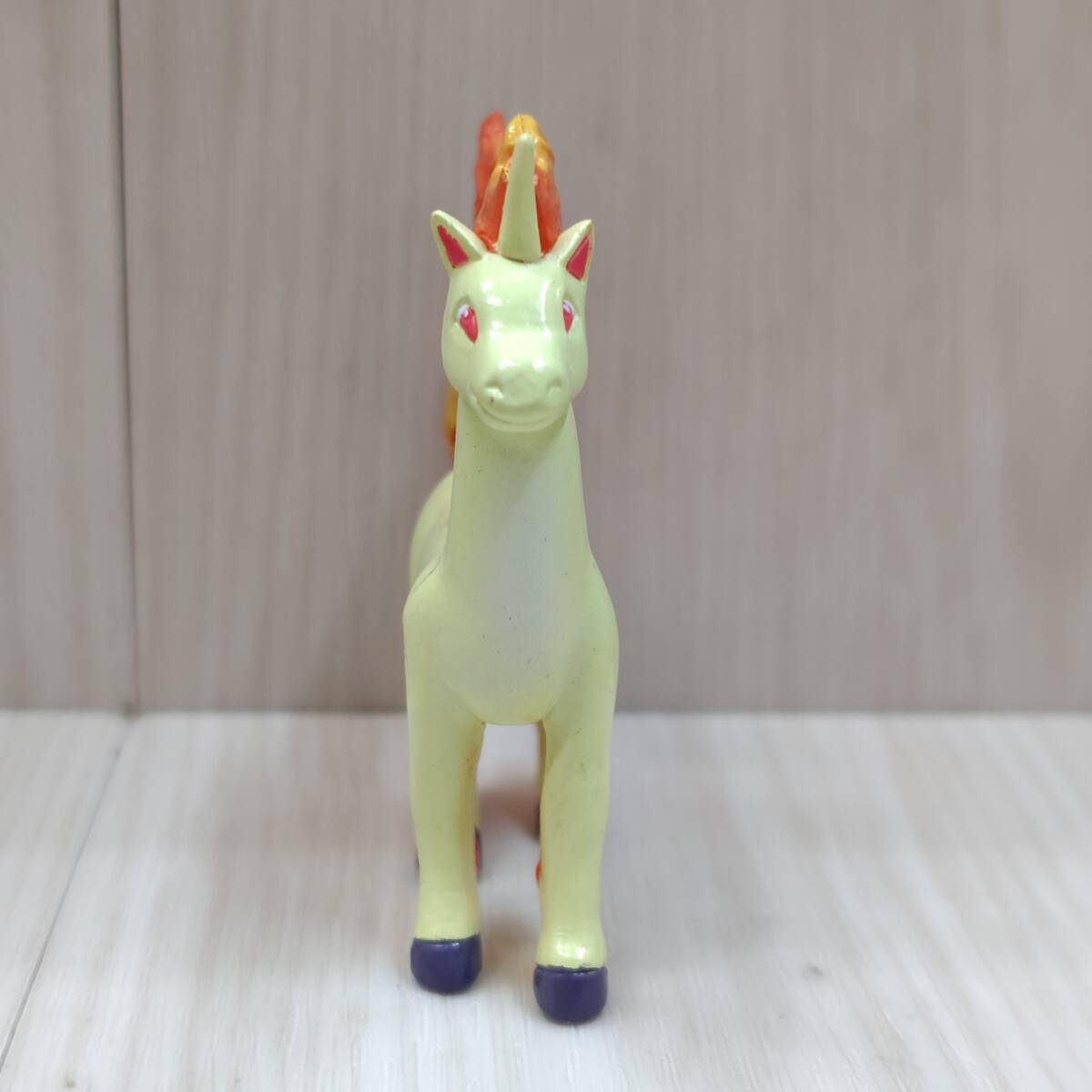 モンコレ ギャロップ ポケモン フィギュア 初期 希少 美品 モンコレ ギャロップ ポケモン フィギュア 初期 希少 美品