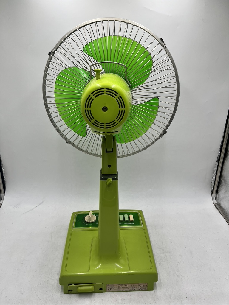 t1207 GENERAL 昭和レトロ 黄緑扇風機 3枚羽 アンティーク t1207 GENERAL 昭和レトロ 黄緑扇風機 3枚羽 アンティーク