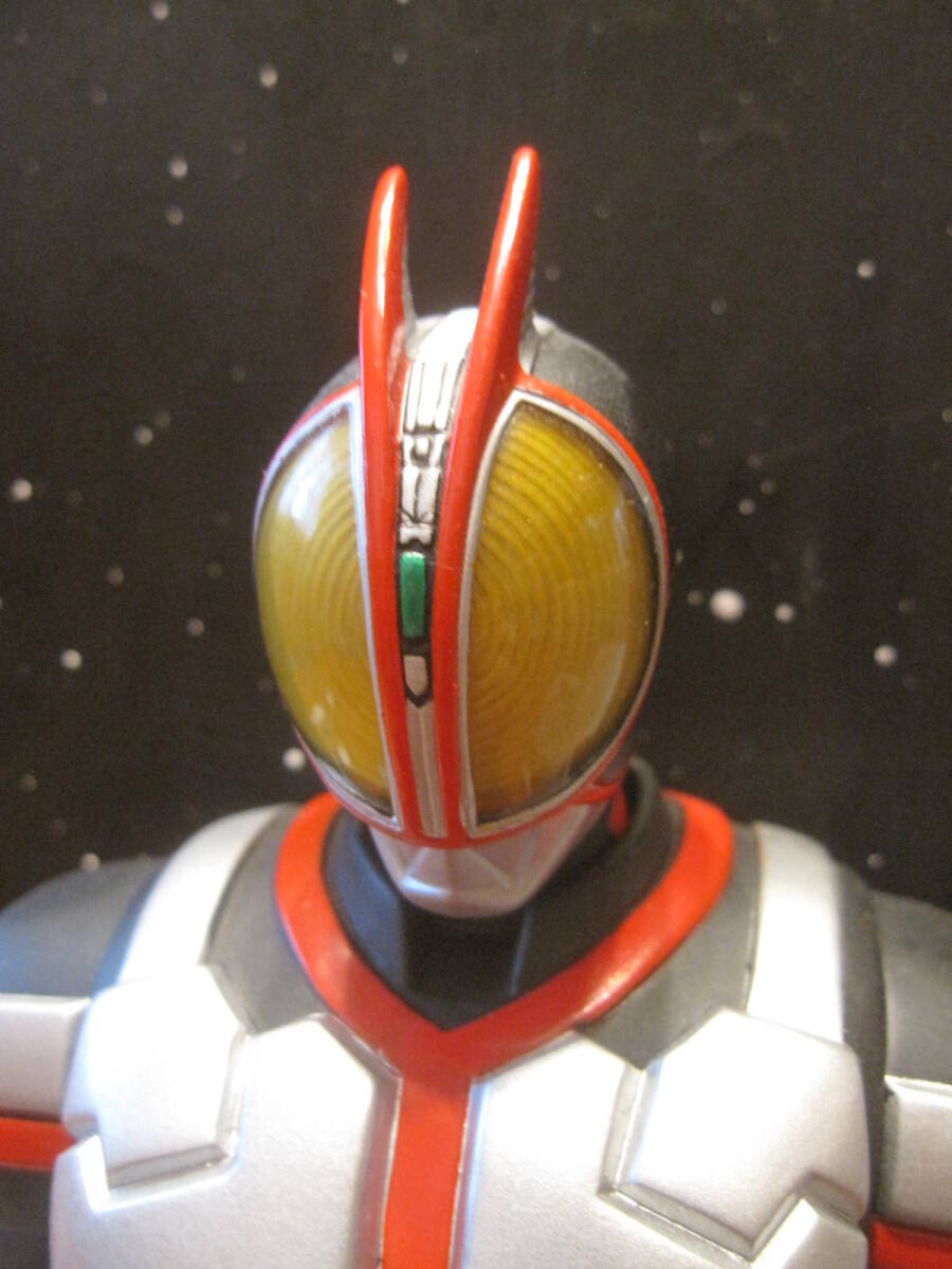 「仮面ライダー５５５ファイズ約２５Cmソフビ」
