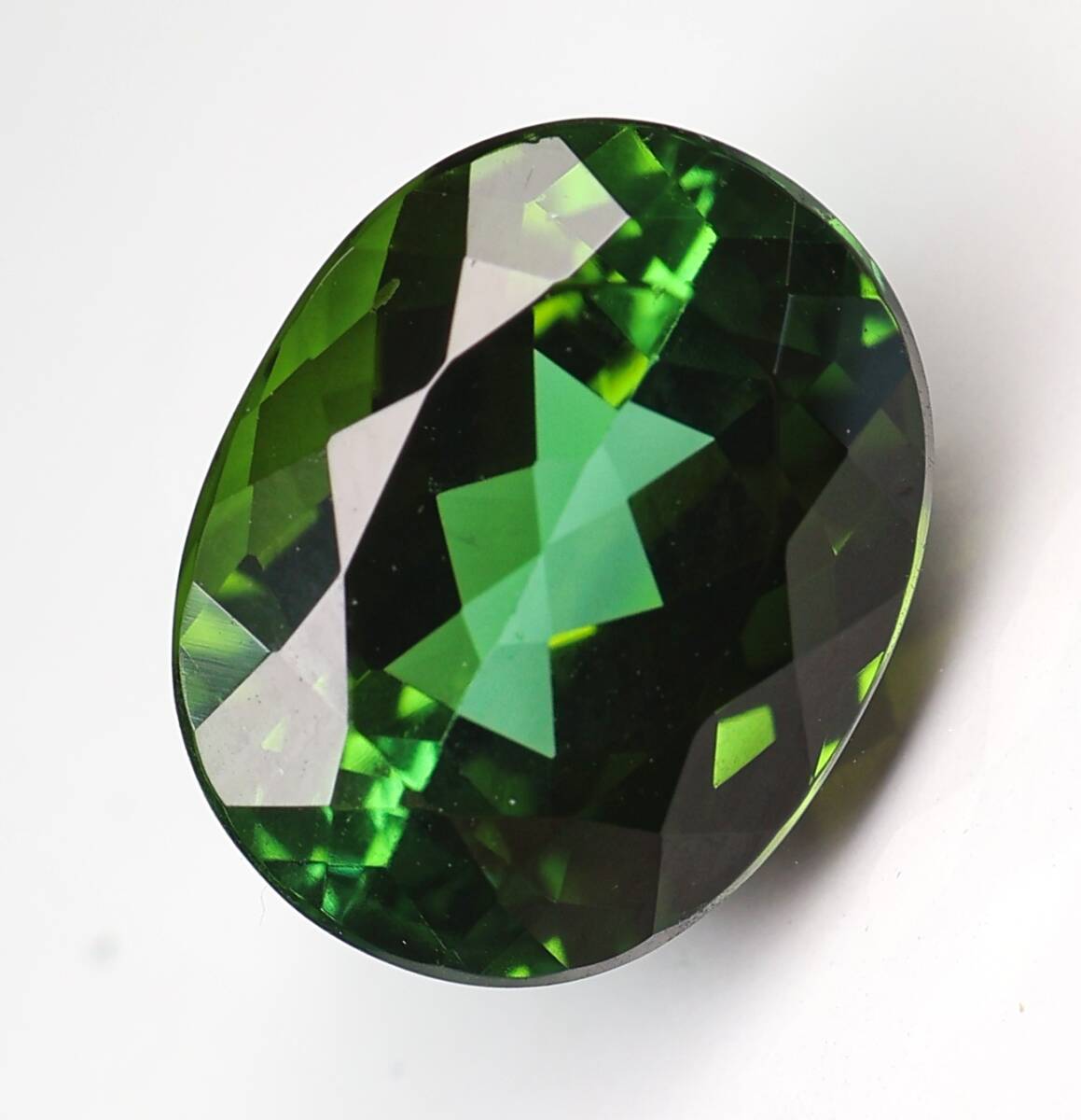 【100円～】 天然トルマリン ルース　3.2ct　