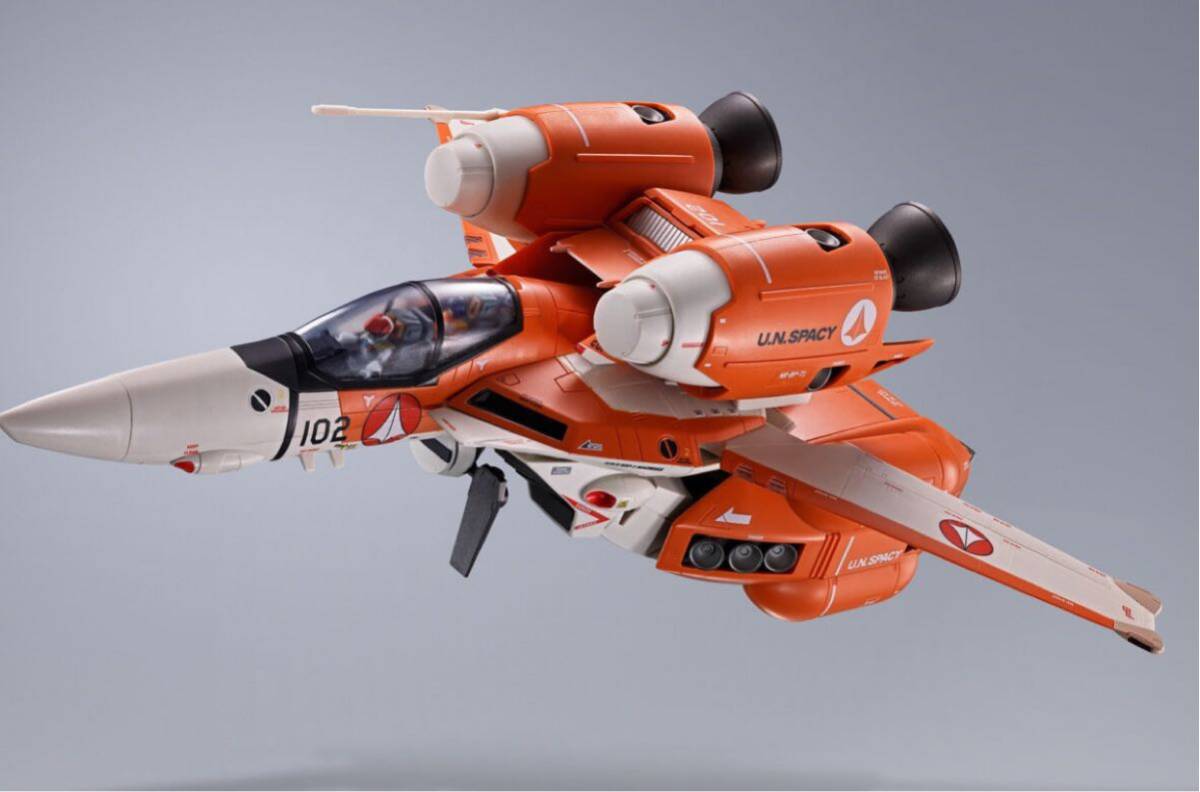 プレミアムバンダイ 超時空要塞マクロス DX超合金 VT-1 スーパーオストリッチ 未開封品