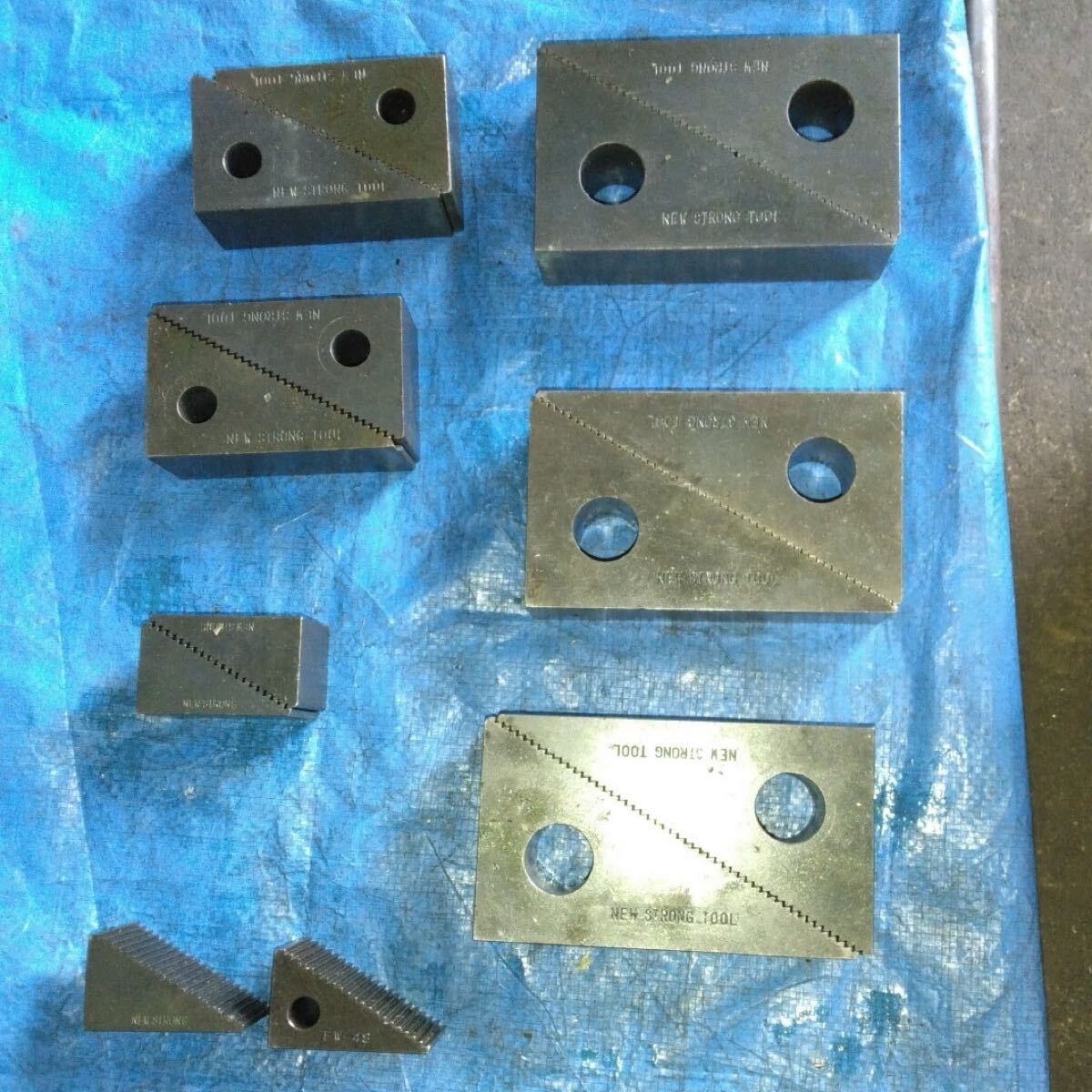 u1887 ★格安出品★ ステップブロック グランピング治具 (NEW STRONG TOOL ニューストロング 他) 9-S-3 5-S-2 4-S-1他 2個 セット
