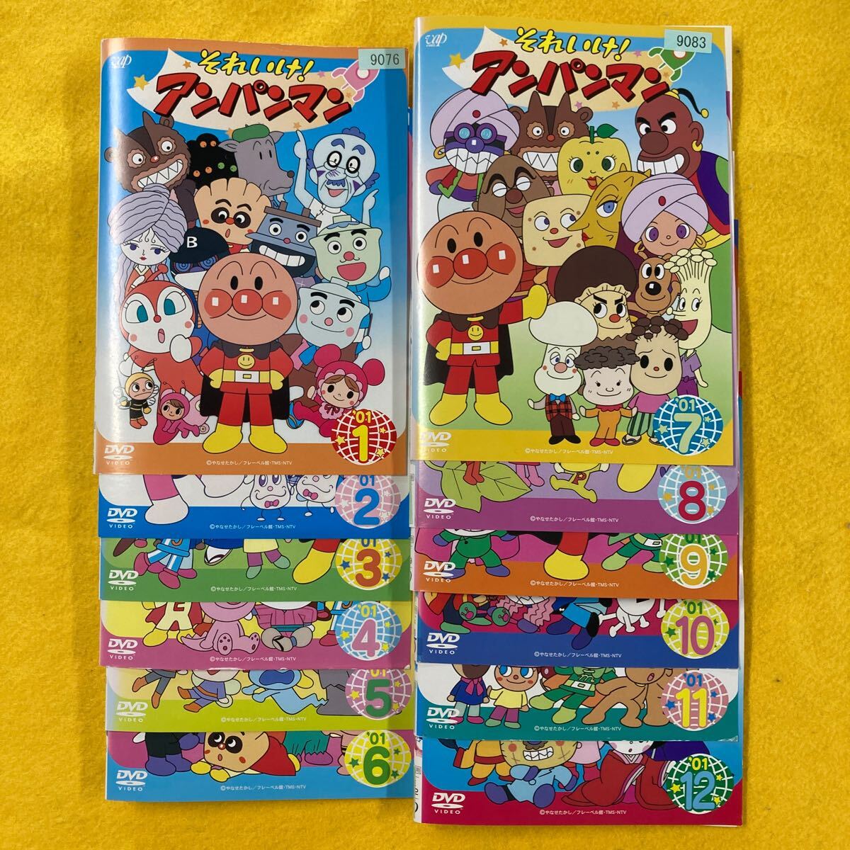 それいけ!アンパンマン '01 12巻全巻セット 管理番号30223 DVD レンタル落ち アニメ キッズ それいけ!アンパンマン '01 12巻全巻セット 管理番号30223 DVD レンタル落ち アニメ キッズ