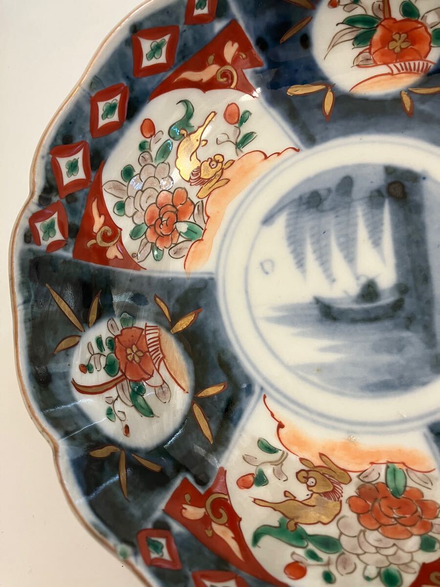 江戸後期 古伊万里色絵牡丹唐獅子窓抜染付孔子図輪花大な