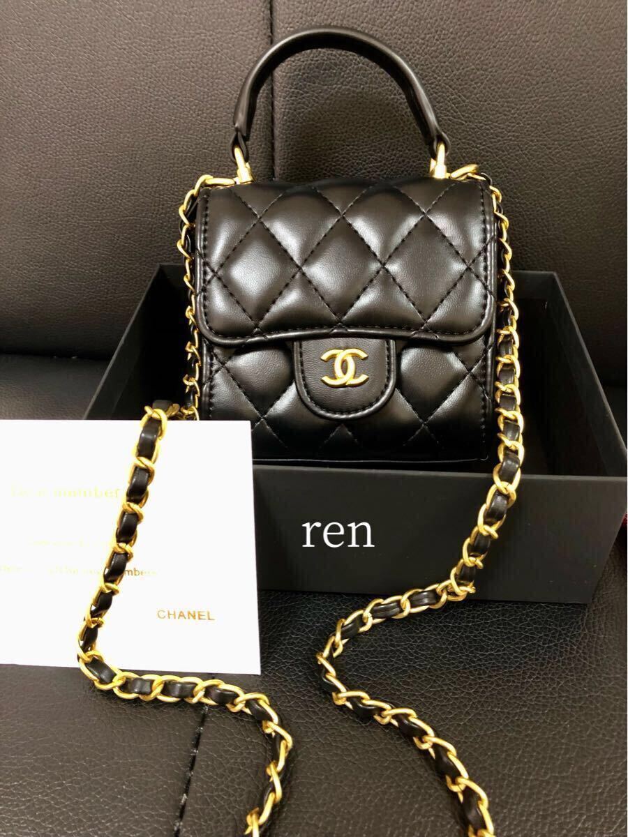 新品 CHANEL シャネル ノベルティ ショルダーバッグ ミラー付き 新品 CHANEL シャネル ノベルティ ショルダーバッグ ミラー付き