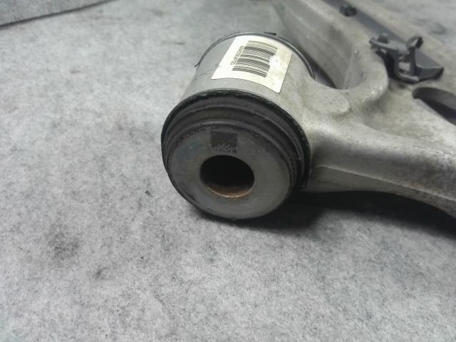 Benz A Class DBA-176042 передняя распорка левый A180 AMG стиль A2463301707