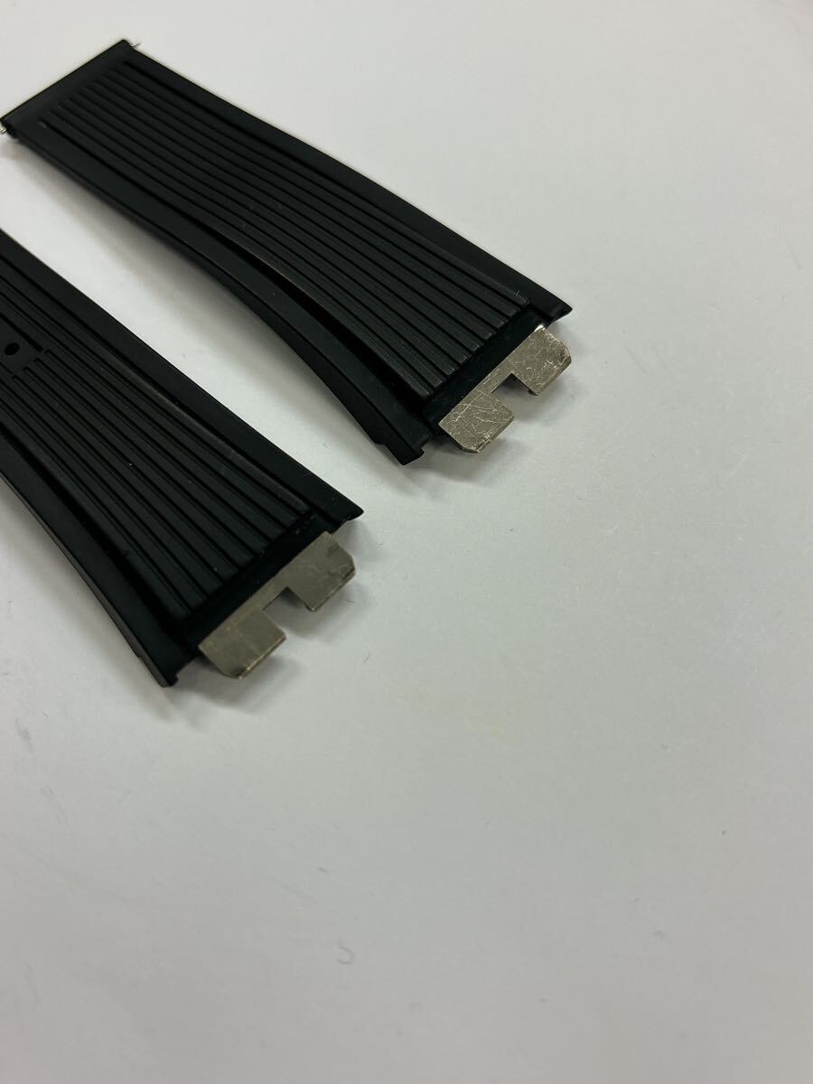 ウブロ 純正 ラバーベルト 411 ビッグバン ウニコ ブラック 28mm ウブロ 純正 ラバーベルト 411 ビッグバン ウニコ ブラック 28mm