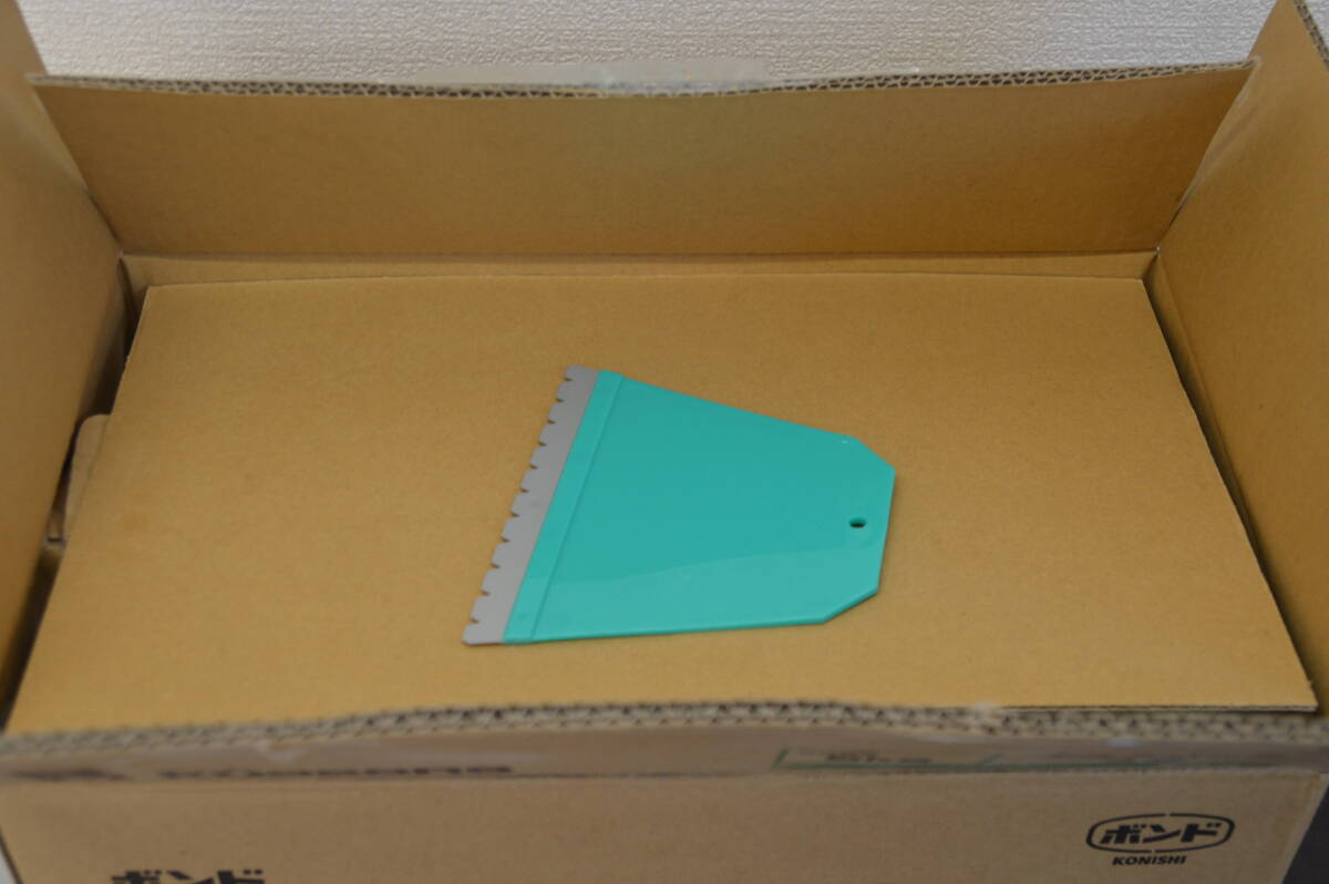 【未使用品/5㎏3袋入】コニシ ボンド KU928RS 木質(zhì)床材直張施工用接著 淡黃白色 アルミパック 制造年月2024年7月 S1104-6xx6