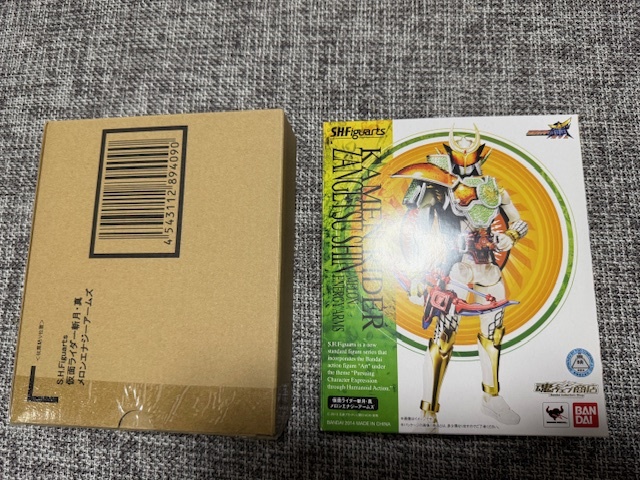 【開封品】S.H.Figuarts 仮面ライダー斬月・真　メロンエナジーアームズ　※検索 フィギュアーツ　鎧武