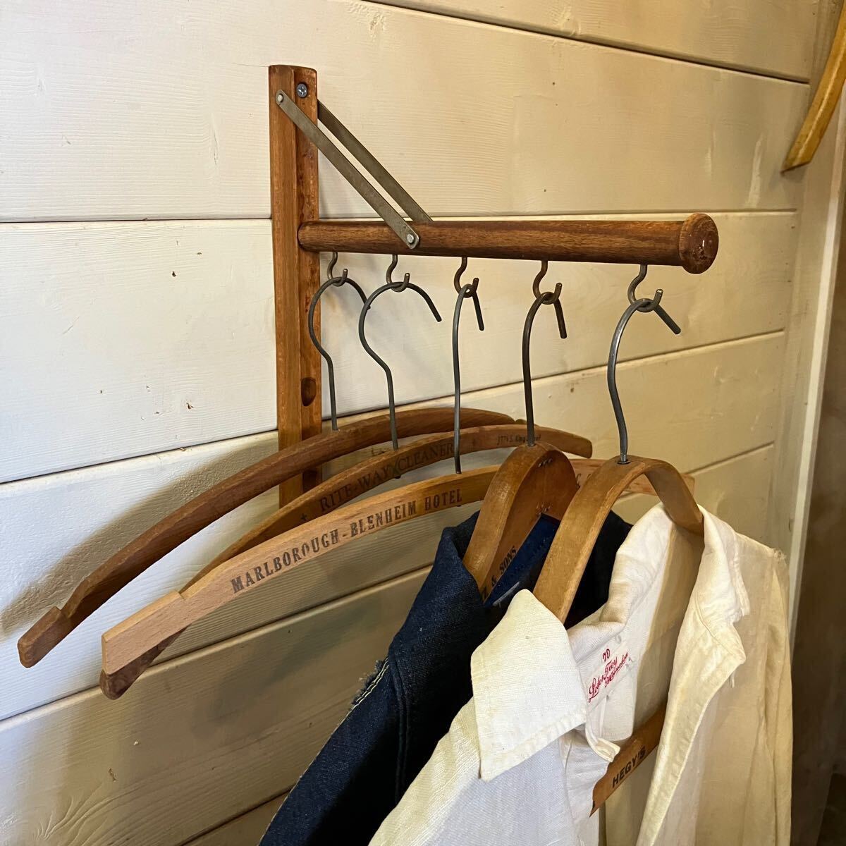 ANTIQUES】ハンディハンガー ハンガーラック 店舗什器 ANTIQUES】ハンディハンガー ハンガーラック 店舗什器
