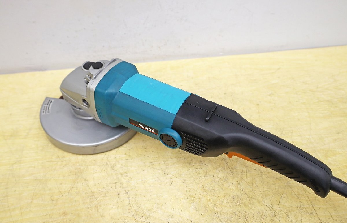 8354A24 makita マキタ 電子ディスクグラインダー GA7011C 180mm 8354A24 makita マキタ 電子ディスクグラインダー GA7011C 180mm