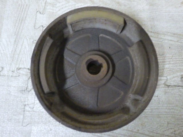 !_* Mitsubishi бензиновый двигатель G270L (2) маховое колесо *