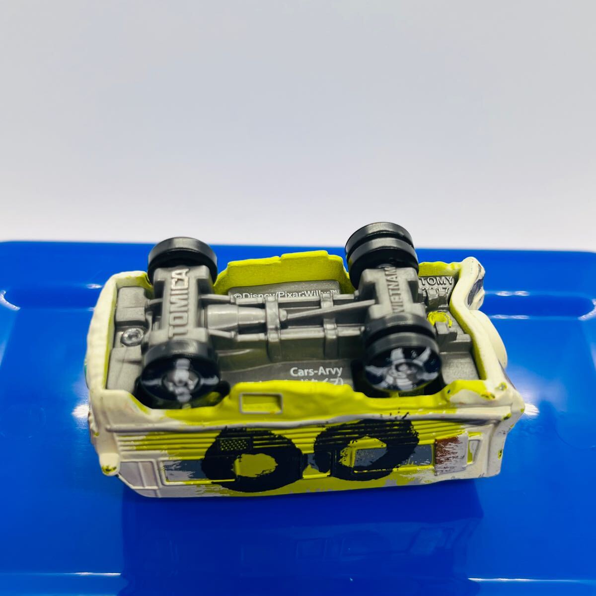 アーヴィー (スタンダードタイプ) カーズ トミカ C-31 Disney