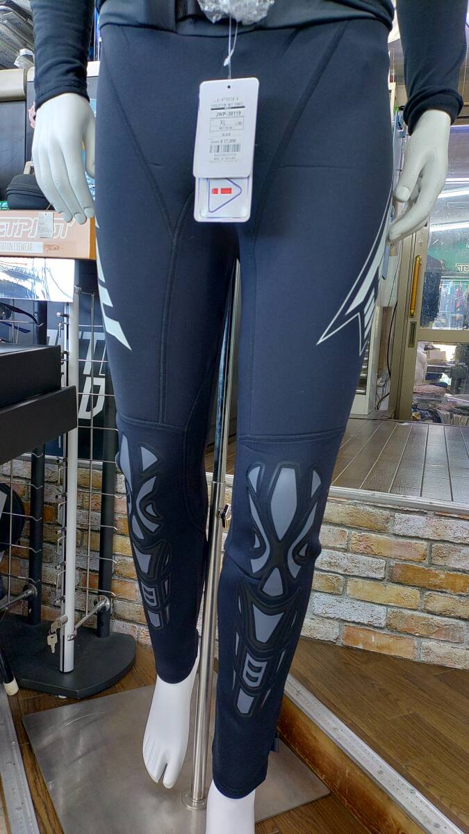 J-FISHウェットパンツ　各サイズ１点ずつあり！