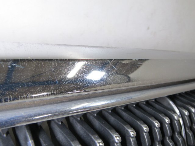 *[M71+Q3] Toyota Crown JZS171 оригинальная передняя решетка 