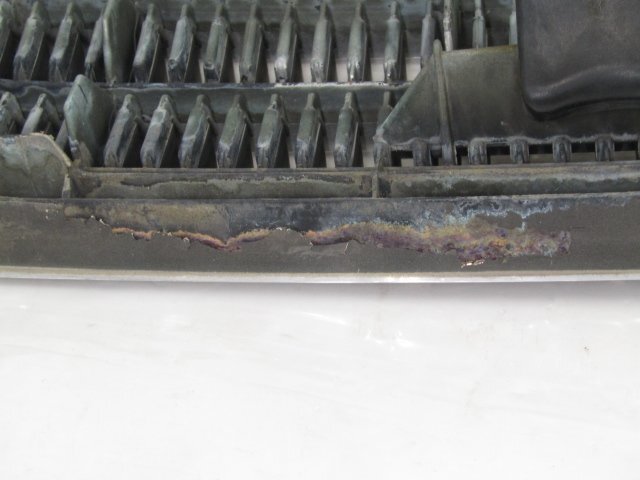 *[M71+Q3] Toyota Crown JZS171 оригинальная передняя решетка 