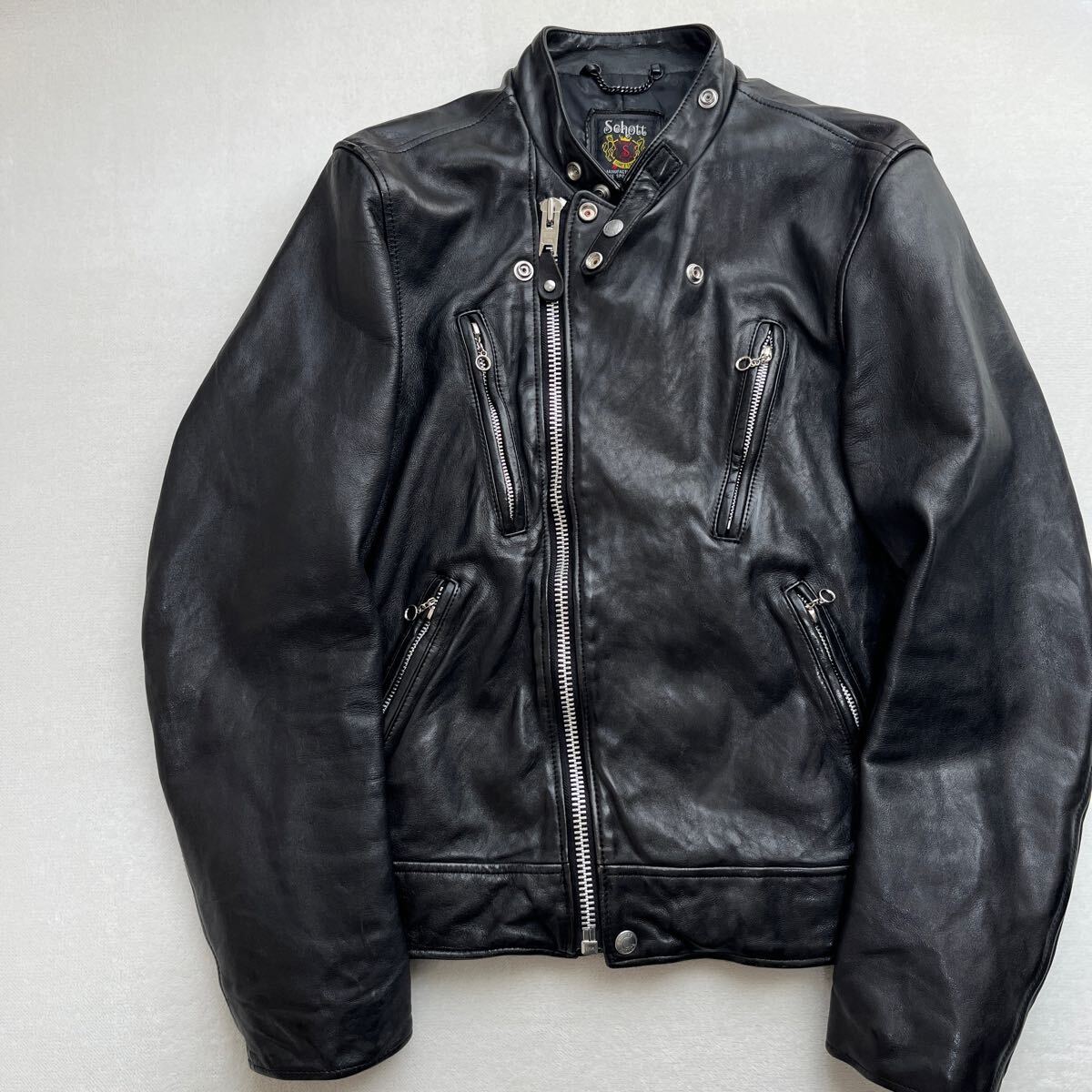 美品】Schott ショット セミダブル ライダースジャケット 加工 美品】Schott ショット セミダブル ライダースジャケット 加工