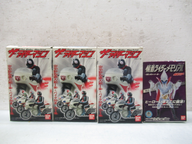 45667 古い 当時物 バンダイ 仮面ライダー メモリアル ザ・ライダーマシン 未使用 特撮 プラモ フィギュア 1号 2号 V3