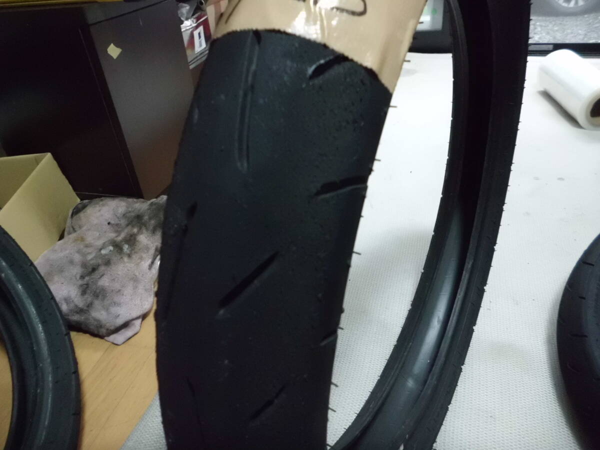 単品中古タイヤ!ダンロップ◎KR410. 90/80-17. は094:19103 kr410 90⁄80 17の通販