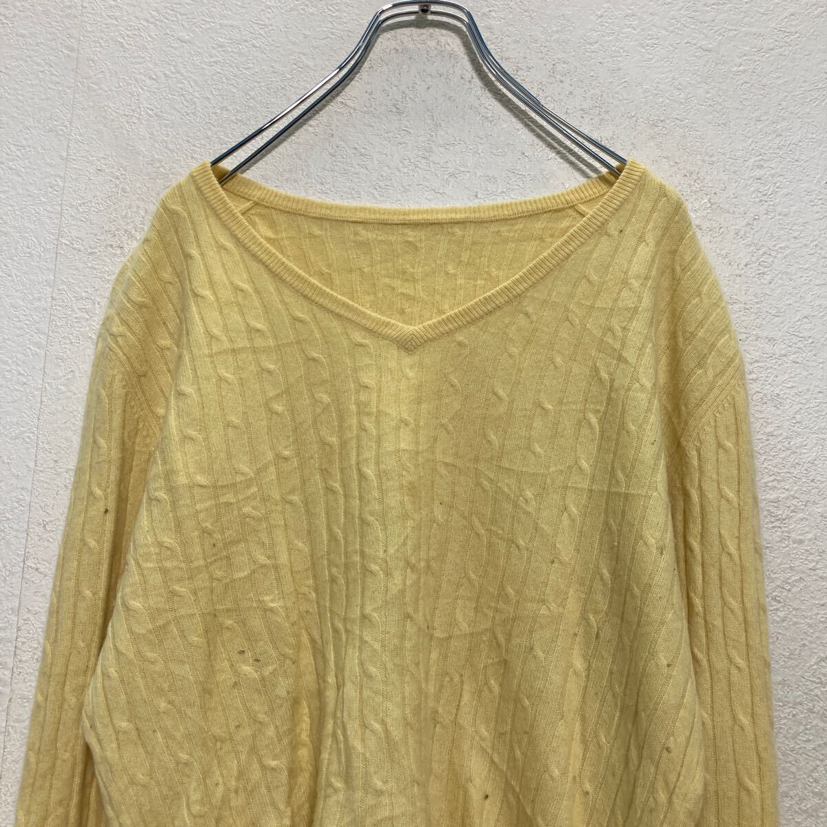  cable knitted sweater lady's XL~ light yellow V neck old clothes . America buying up a611-7624