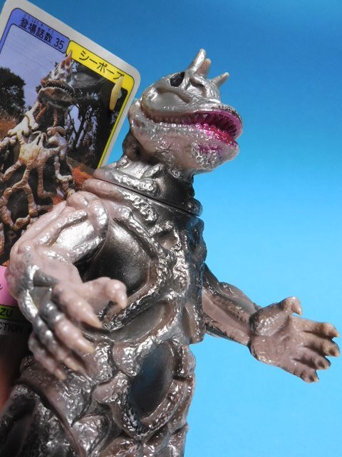 初版 ギャンゴ プラタグ付 1983 バンダイ ウルトラコレクション 初版 ギャンゴ プラタグ付 1983 バンダイ ウルトラコレクション